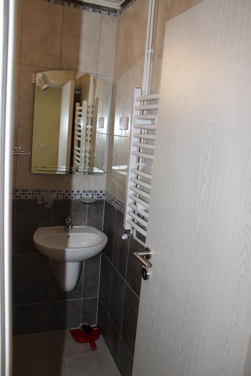 Radovic Apartments Будва Стая снимка
