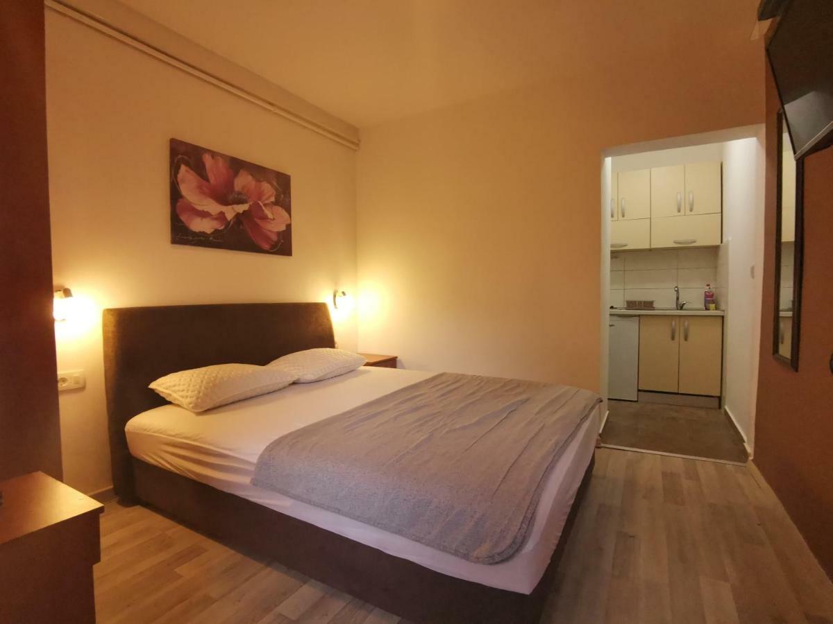 Radovic Apartments Будва Екстериор снимка